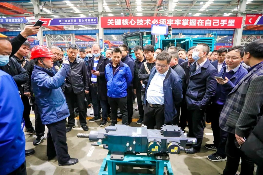 饕餮盛宴！尊龙凯时官网网址智能?建华建材预制桩施工装备与手艺交流会盛大召开