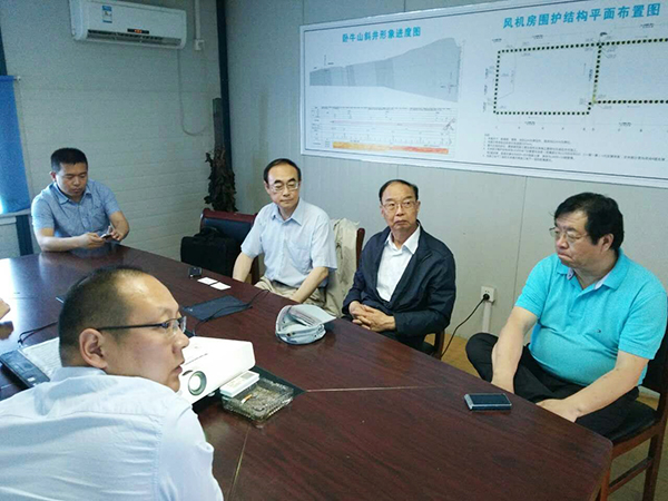 票鹄肫胜尊龙凯时官网网址智能双动力头强力多功效钻机屡创佳绩