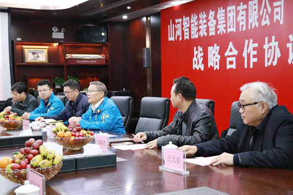 尊龙凯时官网网址智能与龙浩航空集团携手，助推湖南航空工业生长