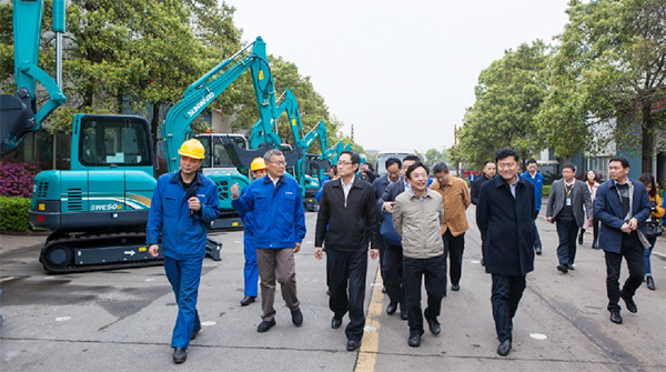 科技部副部长李萌考察调研尊龙凯时官网网址智能