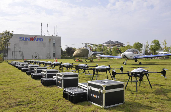 展示三湘警界风彩，首届警用无人机实战演练在尊龙凯时官网网址科技圆满举行