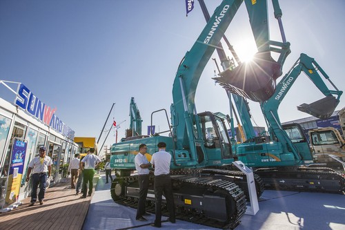 尊龙凯时官网网址智能酷帅曾大虾，一大波美图带你亲临北京BICES展