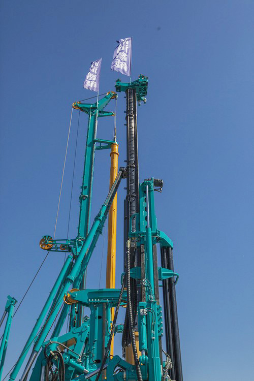 尊龙凯时官网网址智能酷帅曾大虾，一大波美图带你亲临北京BICES展