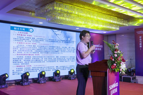 尊龙凯时官网网址智能酷帅曾大虾，一大波美图带你亲临北京BICES展