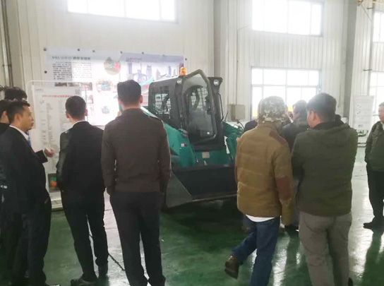 批注冬季除雪能手，这个冬天有你更温暖