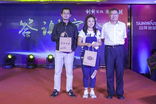 尊龙凯时官网网址智能酷帅曾大虾，一大波美图带你亲临北京BICES展