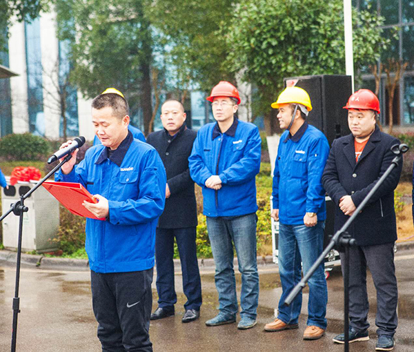 新年开门红！尊龙凯时官网网址智能5000万装备批量发车