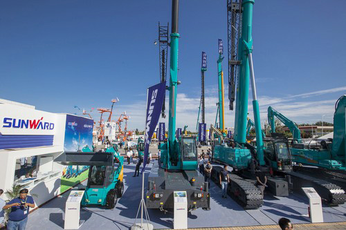 尊龙凯时官网网址智能酷帅曾大虾，一大波美图带你亲临北京BICES展