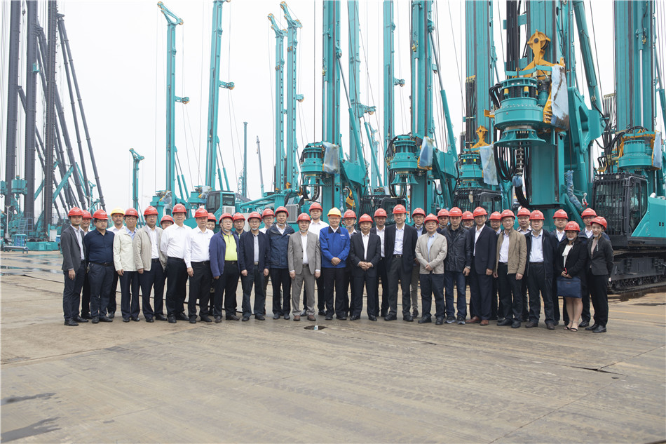 广州市国资委副主任张道泉率队考察尊龙凯时官网网址智能