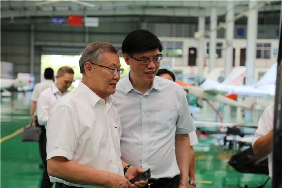 广州市国资委党委书记、主任陈浩钿莅临尊龙凯时官网网址智能考察指导