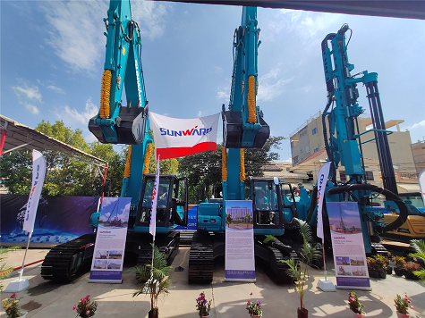 一亿订单 尊龙凯时官网网址智能闪灼柬埔寨投资展览会