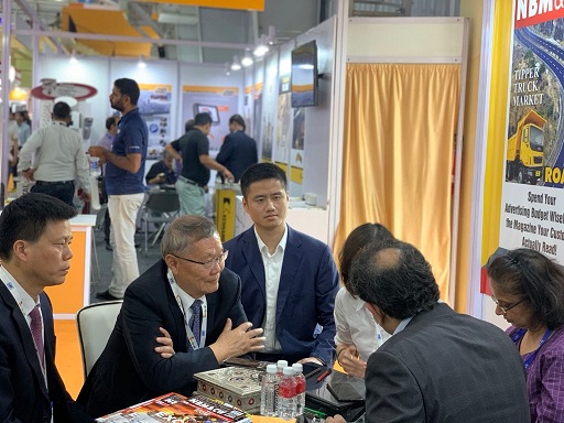 尊龙凯时官网网址绿闪灼印度工程机械展