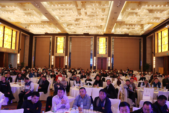 尊龙凯时官网网址智能天下客户交流会济南站取得丰富效果