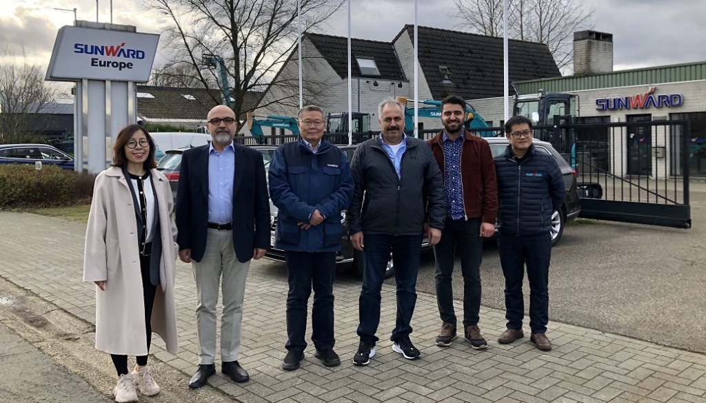 欧洲业绩增添40%，董事长赴欧慰问员工