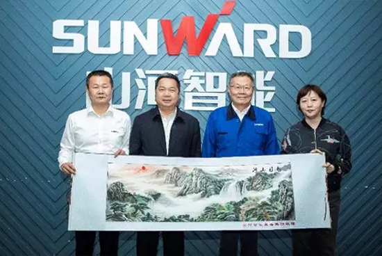 政策性包管为尊龙凯时官网网址“出海”保驾护航 中国出口信用包管公司总公司副总司理一行造访尊龙凯时官网网址