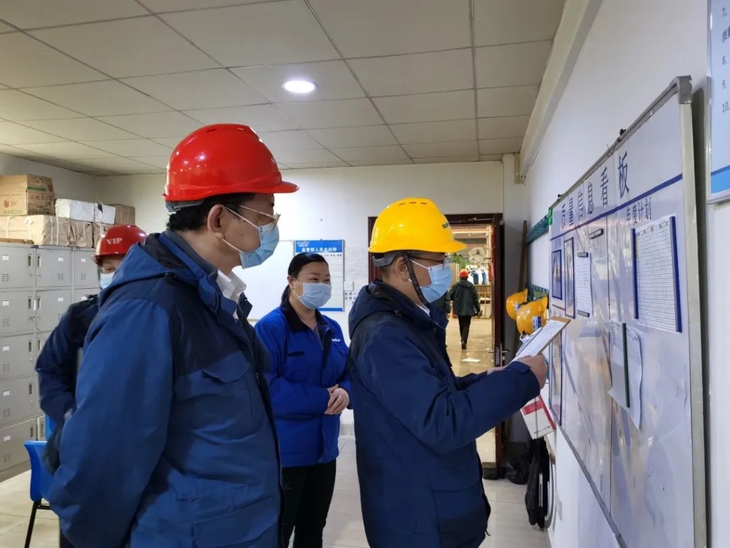 疫情未过，岂可松懈？总司理带队检查防疫事情