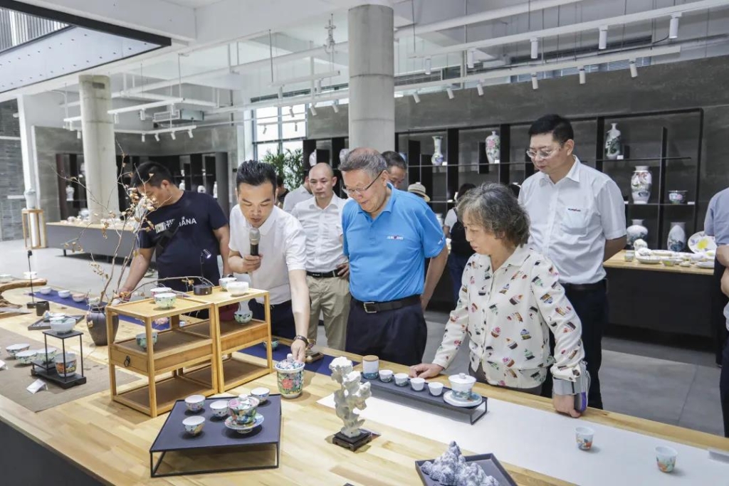 追寻红色影象，探密国学之旅