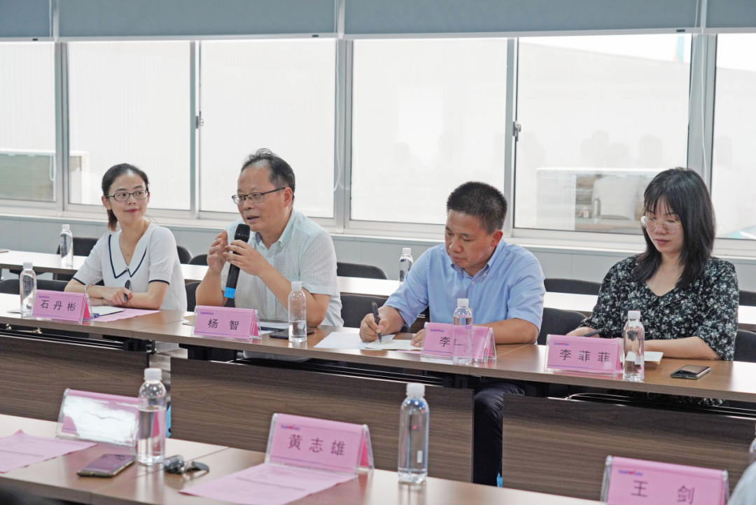 尊龙凯时官网网址学院（尊龙凯时官网网址党校）揭牌暨尊龙凯时官网网址智能与湖南大学人才作育战略相助签约仪式圆满举行