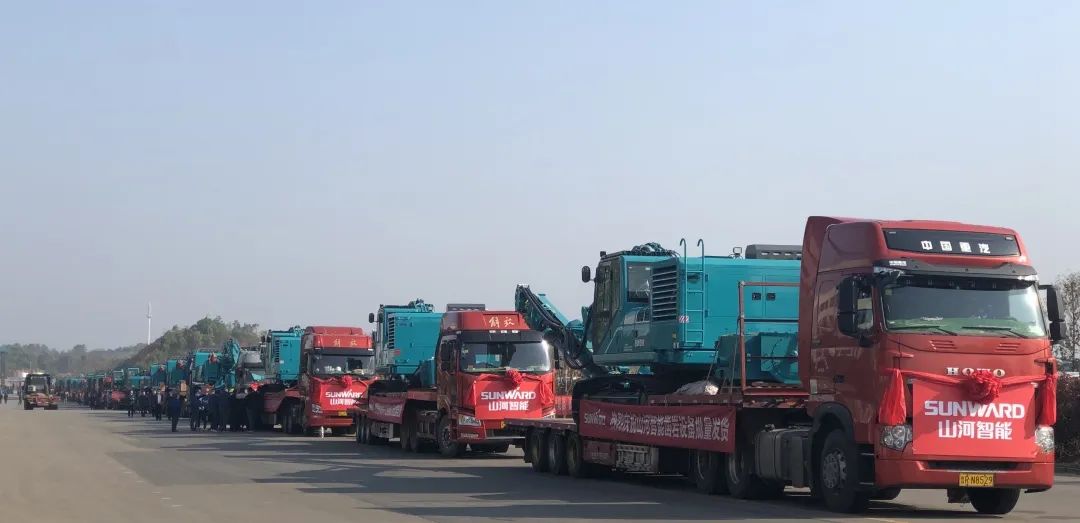 战“疫”喜报频传来！尊龙凯时官网网址智能凿岩、起重装备批量发车