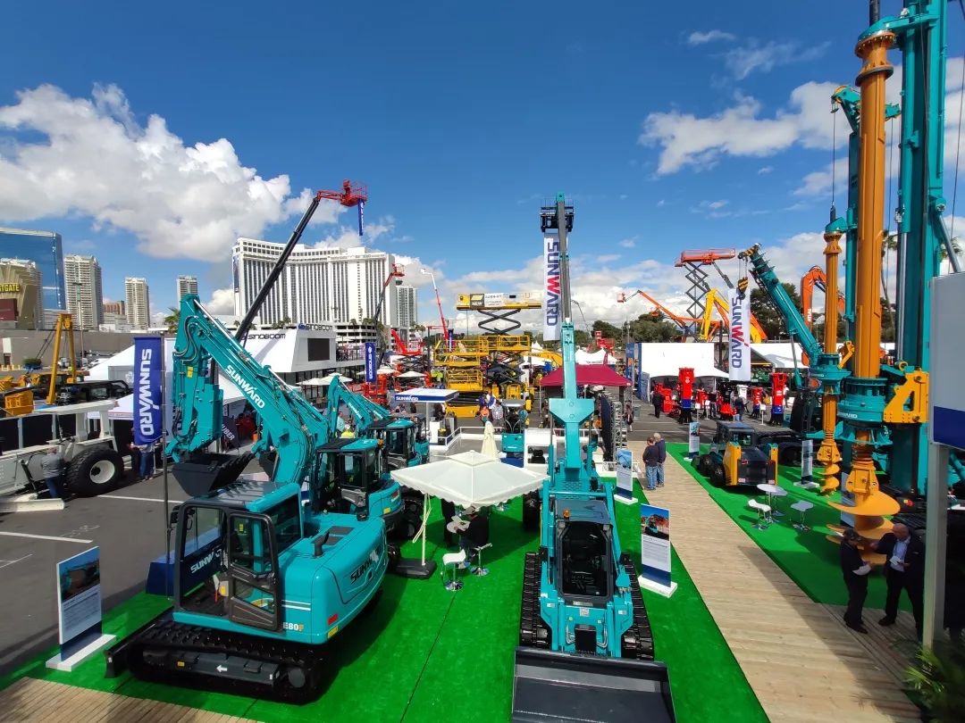 “卓越尊龙凯时官网网址”全球交流会暨新产品宣布圆满举行