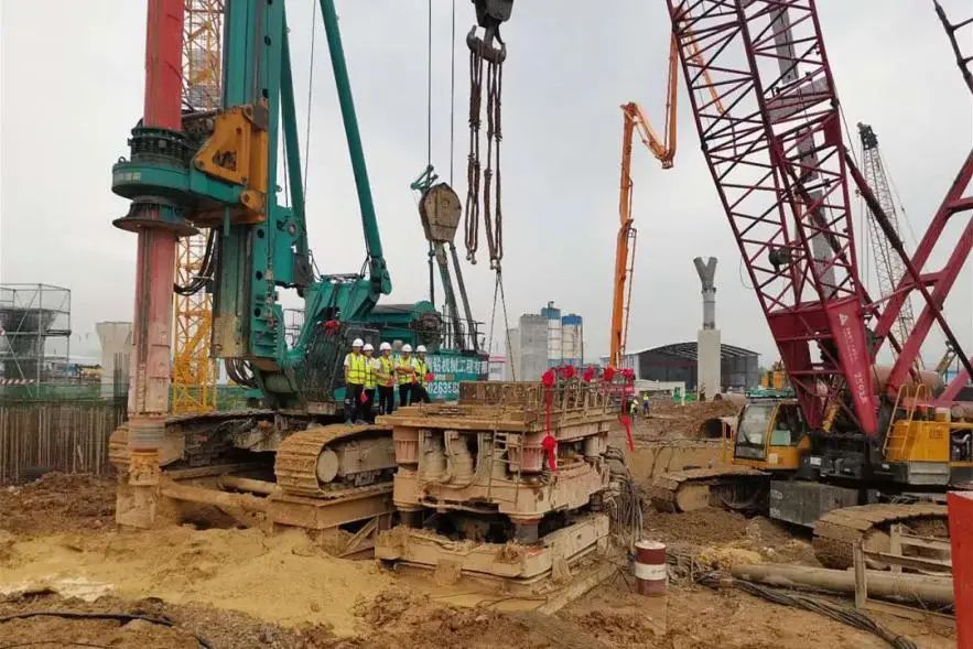 570天420根桩！尊龙凯时官网网址机群惊艳贵阳机场扩建工程