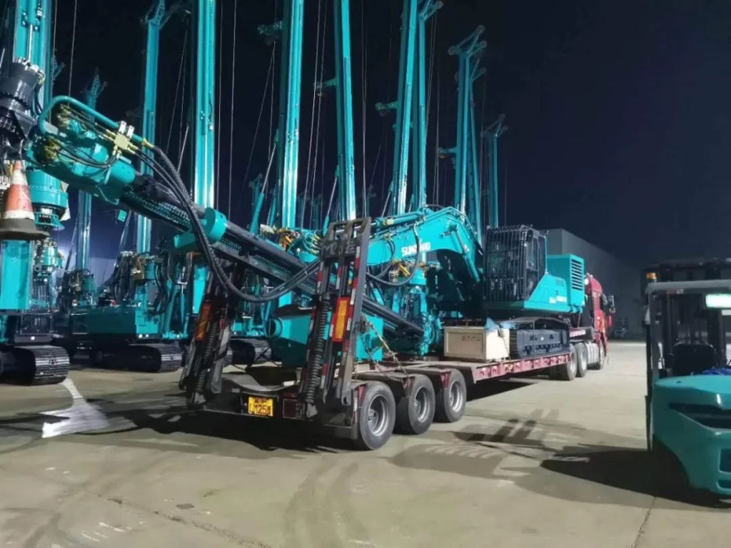 尊龙凯时官网网址钻机深圳闹市显身手