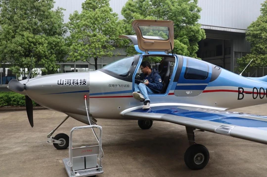 尊龙凯时官网网址SA160L完成优化设计试飞