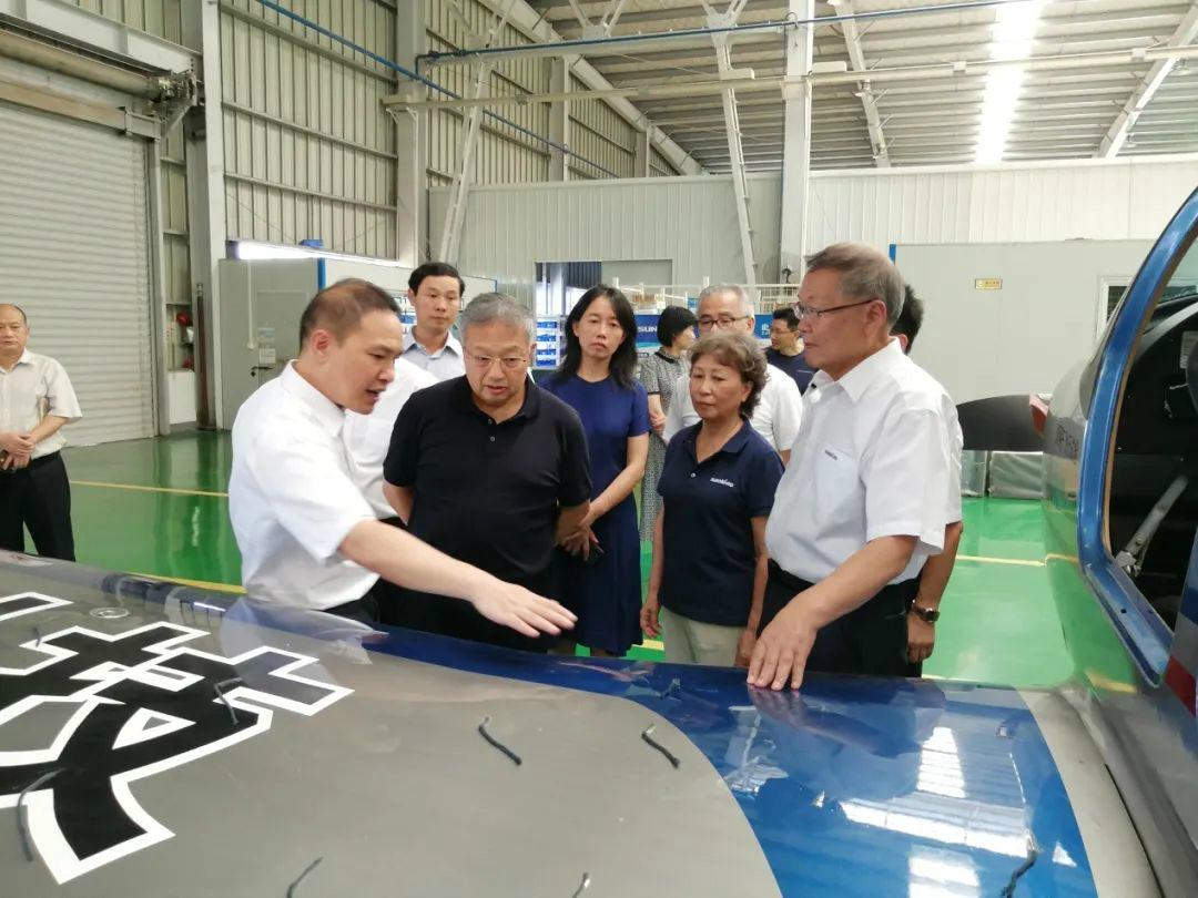 省人大常委会党组副书记、副主任王柯敏调研尊龙凯时官网网址智能