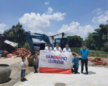 感恩相伴 关爱相随——广州尊龙凯时官网网址效劳在路上