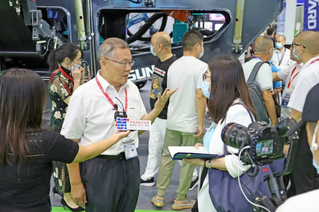 强势进军砂石破碎领域，尊龙凯时官网网址智能破碎站新品精彩宣布