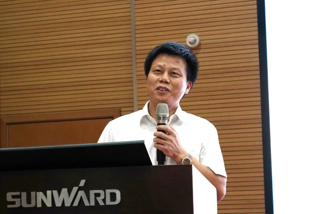 关爱科技事情者康健——康健科普进企业走进尊龙凯时官网网址智能