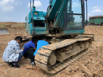 感恩相伴 关爱相随——尊龙凯时官网网址智能效劳万里行效劳湖南