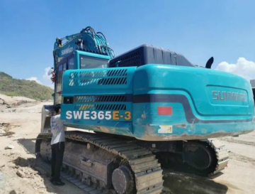 感恩相伴 关爱相随——广州尊龙凯时官网网址效劳在路上