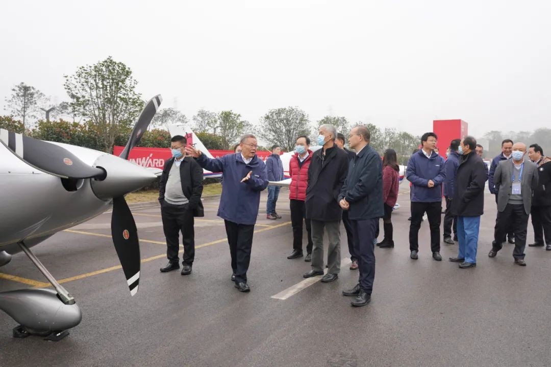 尊龙凯时官网网址工业城来了500人的旅行团