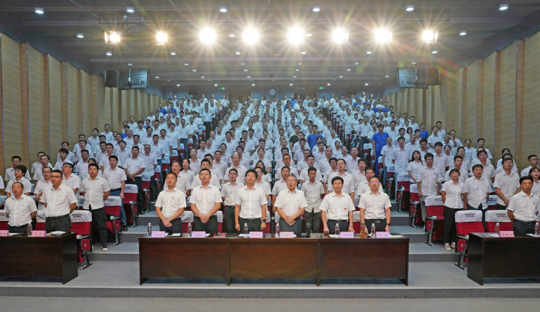 致敬研发 | 尊龙凯时官网网址智能举行职称评定事情总结暨职称证书揭晓仪式