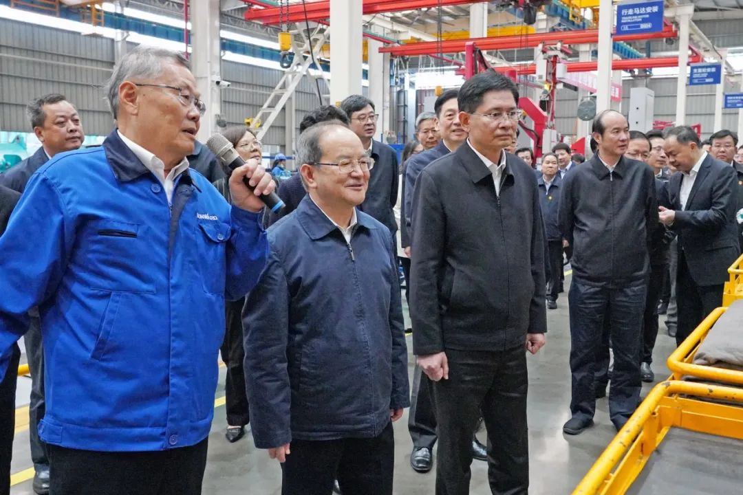广西党政代表团考察尊龙凯时官网网址智能