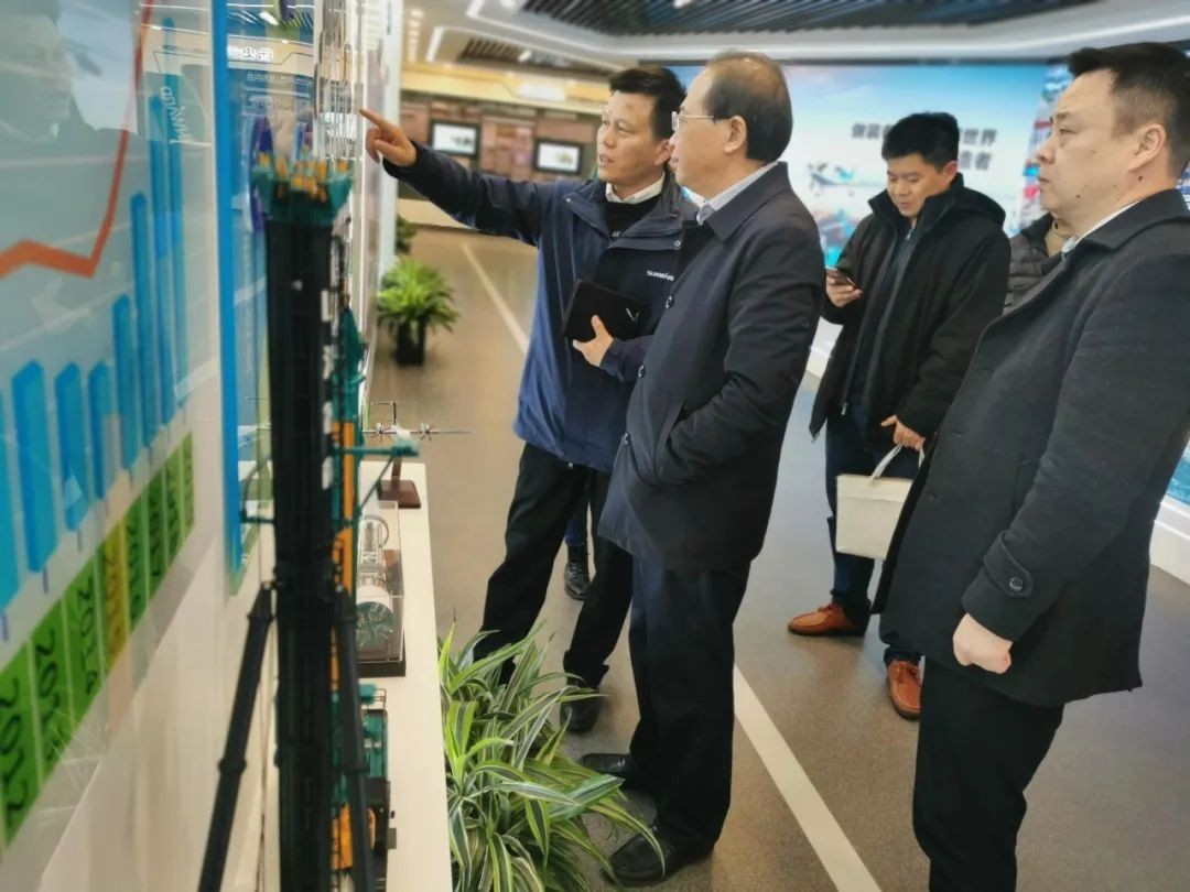 长沙市科技局局长郭塨调研尊龙凯时官网网址智能