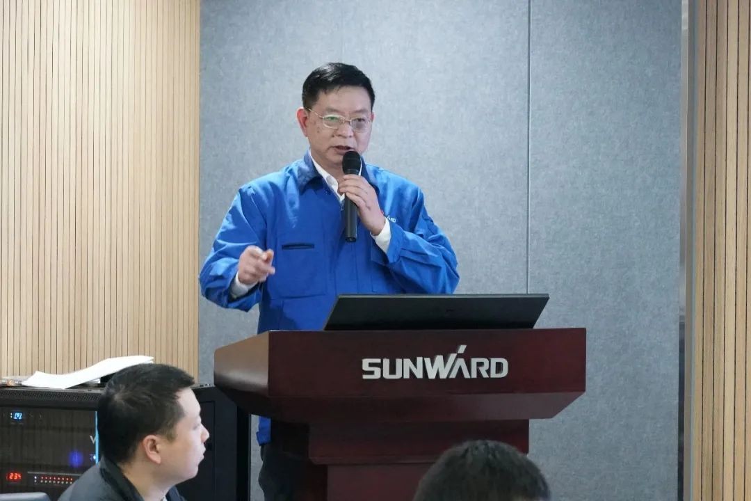 省工信厅青年干部理论学习走进尊龙凯时官网网址智能