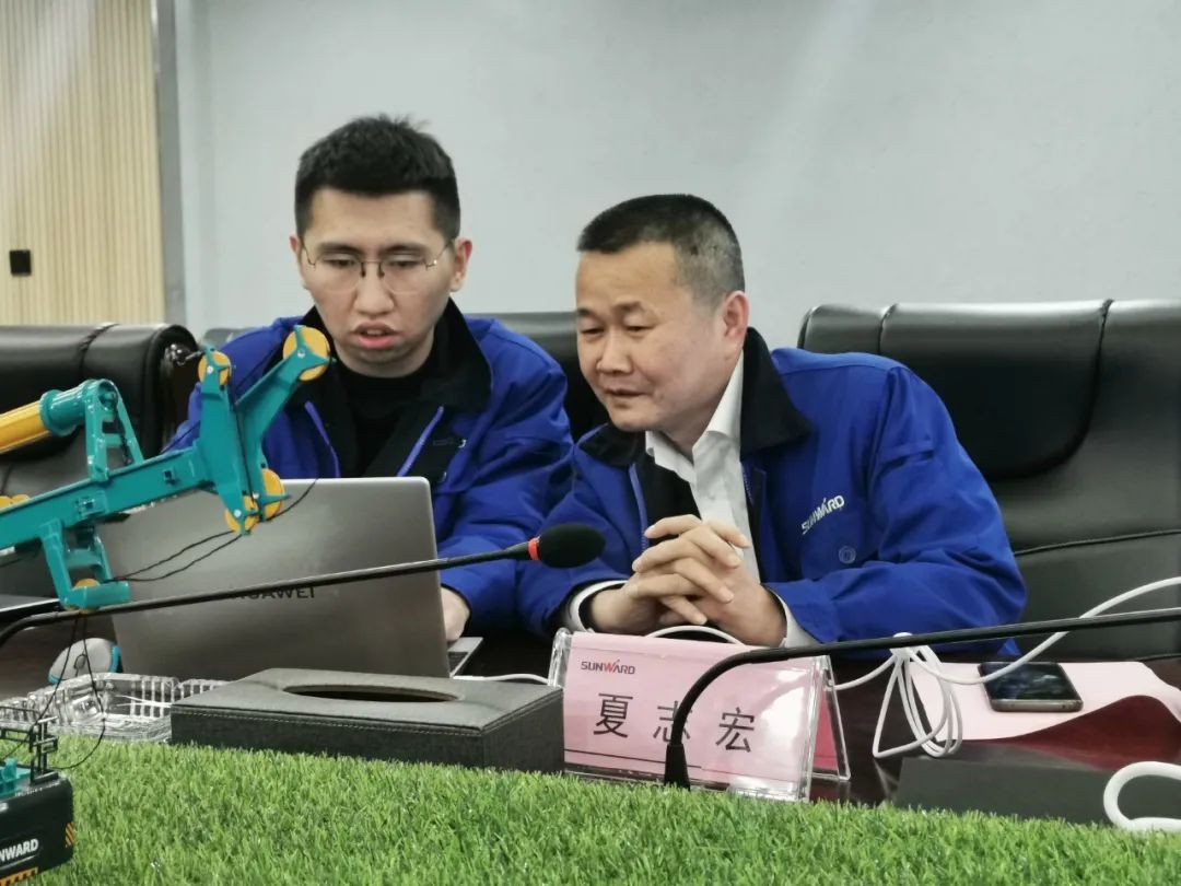 尊龙凯时官网网址智能召开2020年年度业绩说明会