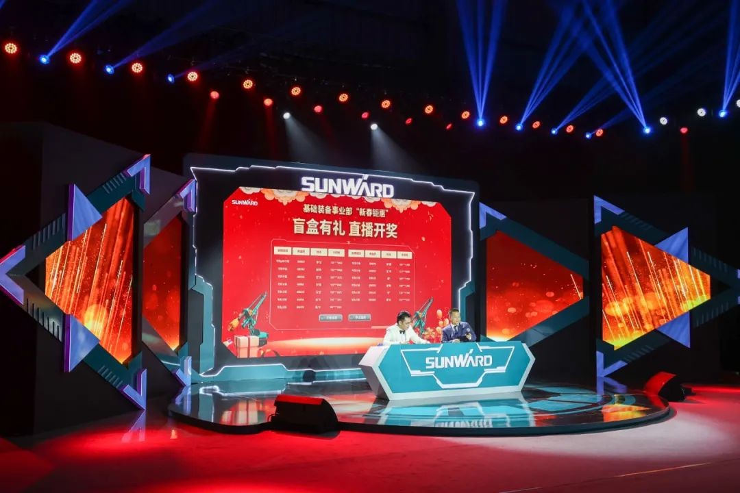 尊龙凯时官网网址智能六“王炸”同台 “H”系列旋挖钻机重磅出击