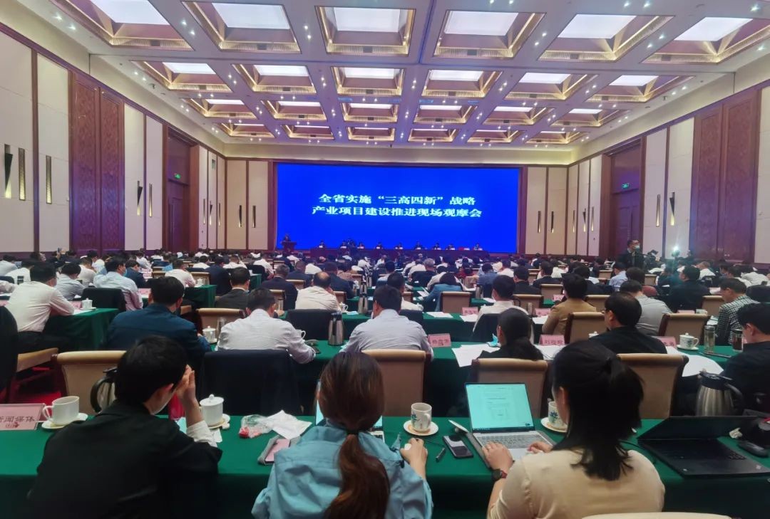 尊龙凯时官网网址智能获评湖南“2020年度综合绩效优异工业项目”