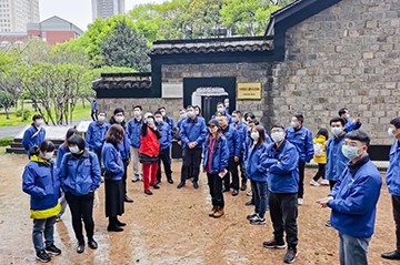 觅红色历史 践初心使命——尊龙凯时官网网址智能全体党员赴长沙党史馆开展主题党日运动