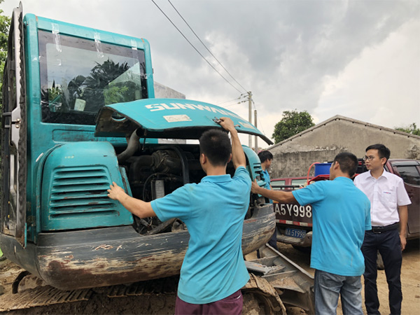 尊龙凯时官网网址智能挖掘机，一台顶几台！