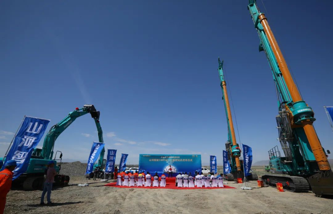 尊龙凯时官网网址智能产品交付中国能建葛洲坝集团，助力建设大美新疆