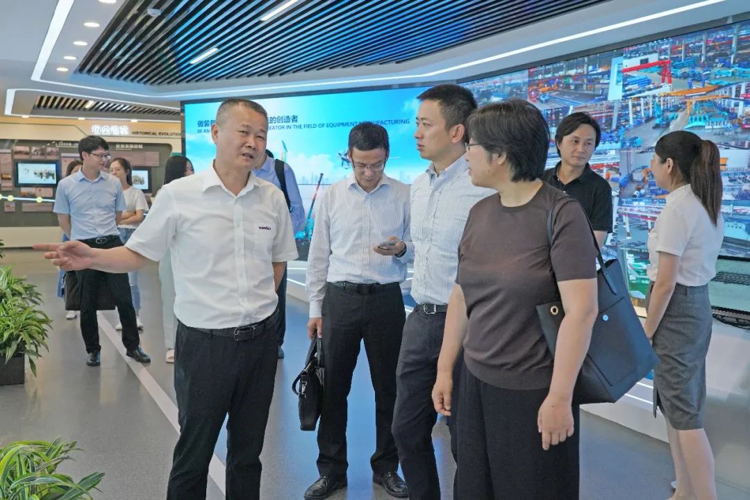 中国信保助力尊龙凯时官网网址智能国际营业实现高质量跨越式生长