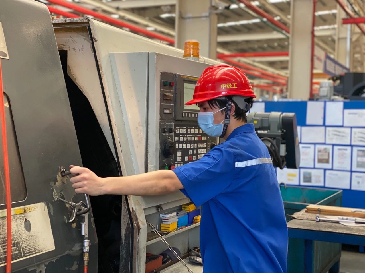 严酷防控！尊龙凯时官网网址智能牢筑防疫“长城”