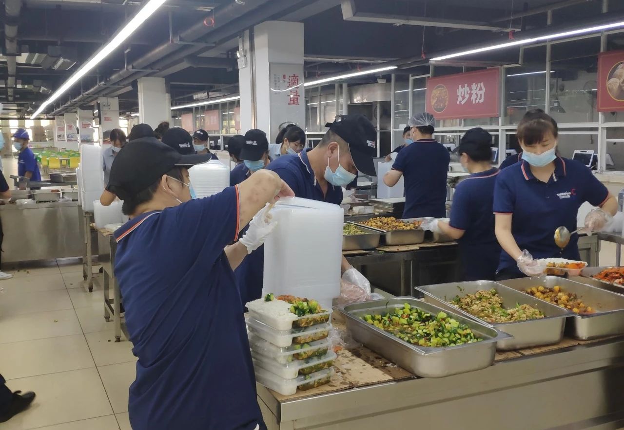 严酷防控！尊龙凯时官网网址智能牢筑防疫“长城”