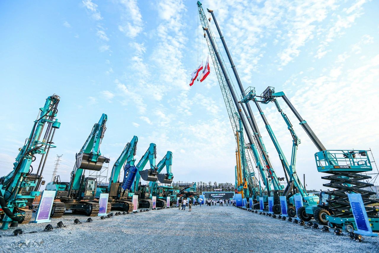 四大成套装备携手登。∽鹆惫偻分悄芰⒁煨Ч故净峤怀觥傲裂鄞鹁怼