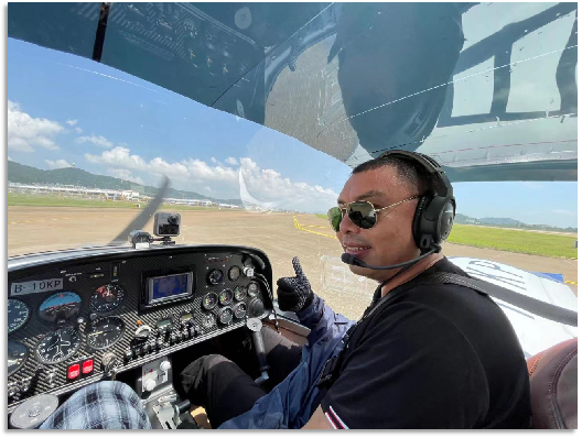 4小时，720公里，尊龙凯时官网网址阿若拉飞到珠海在第13届中国航展等你