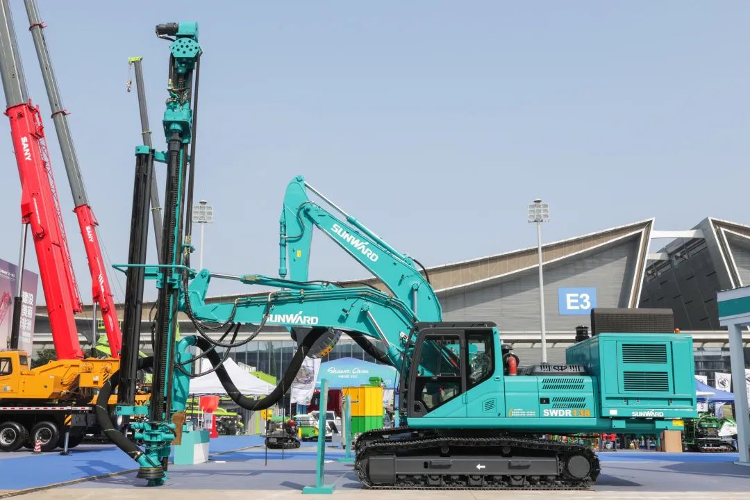 亮相中非经贸展览会！尊龙凯时官网网址智能尽展工程机械国产品牌魅力